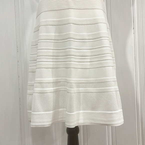 Elegant ADOLFO DOMINGUEZ white summery dress - Picture 5 of 7